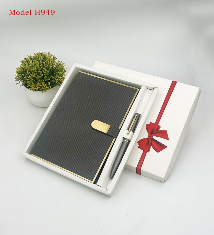 Classic Leather Journal Set